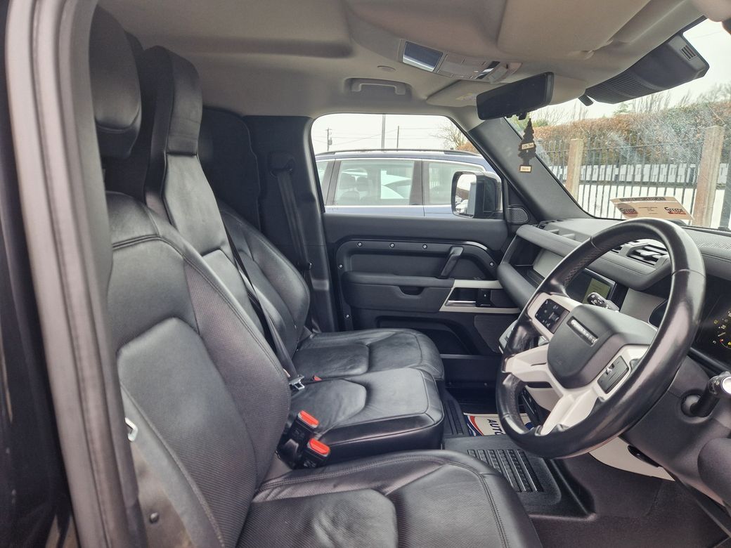 2023 Land Rover Defender