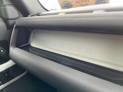 2023 Land Rover Defender