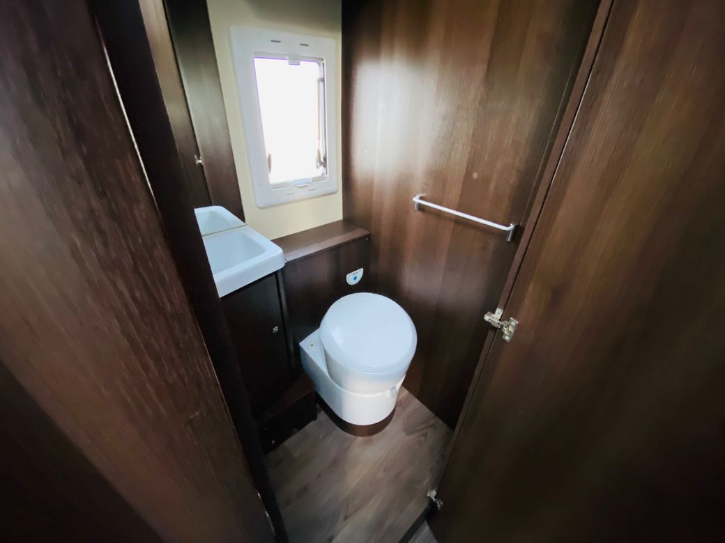 2018 ROLLER TEAM ZEFIRO 675 S-A  R.H.D AUTO 