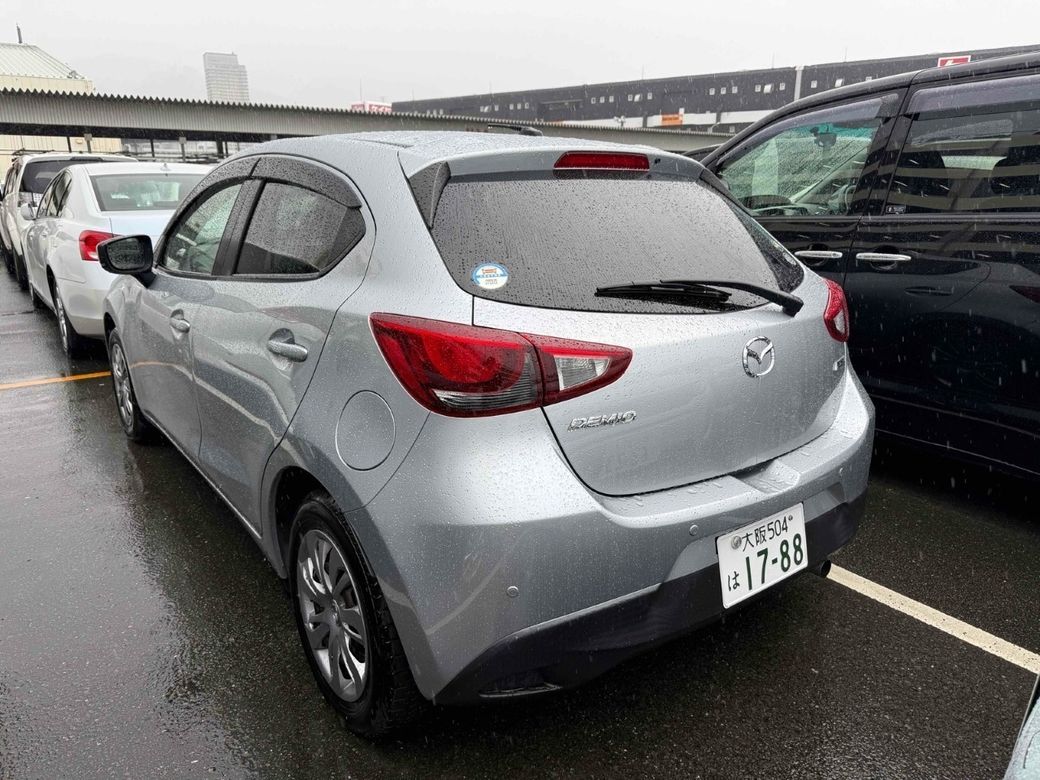 2018 Mazda Demio