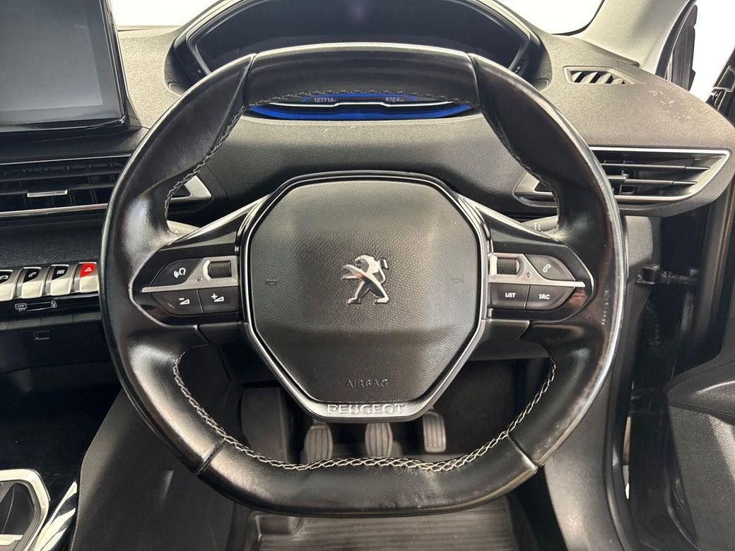2022 Peugeot 5008