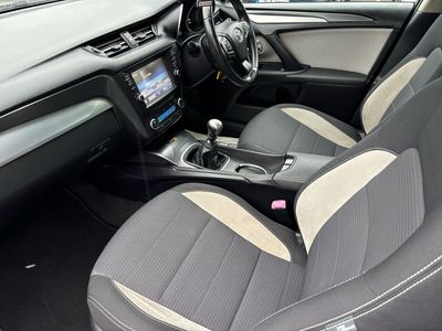 2016 Toyota Avensis