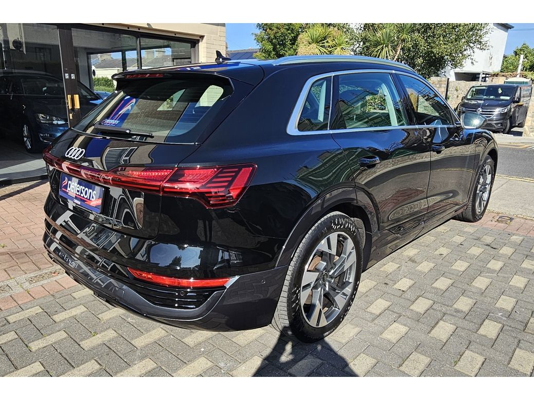 2023 Audi Q8 e-tron