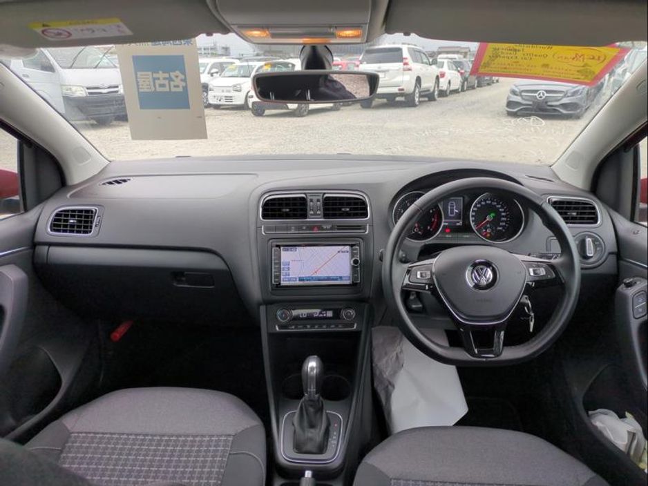 2017 Volkswagen Polo