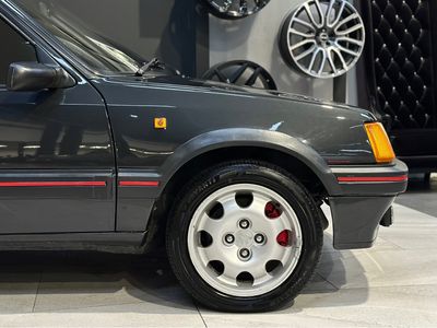 1990 Peugeot 205
