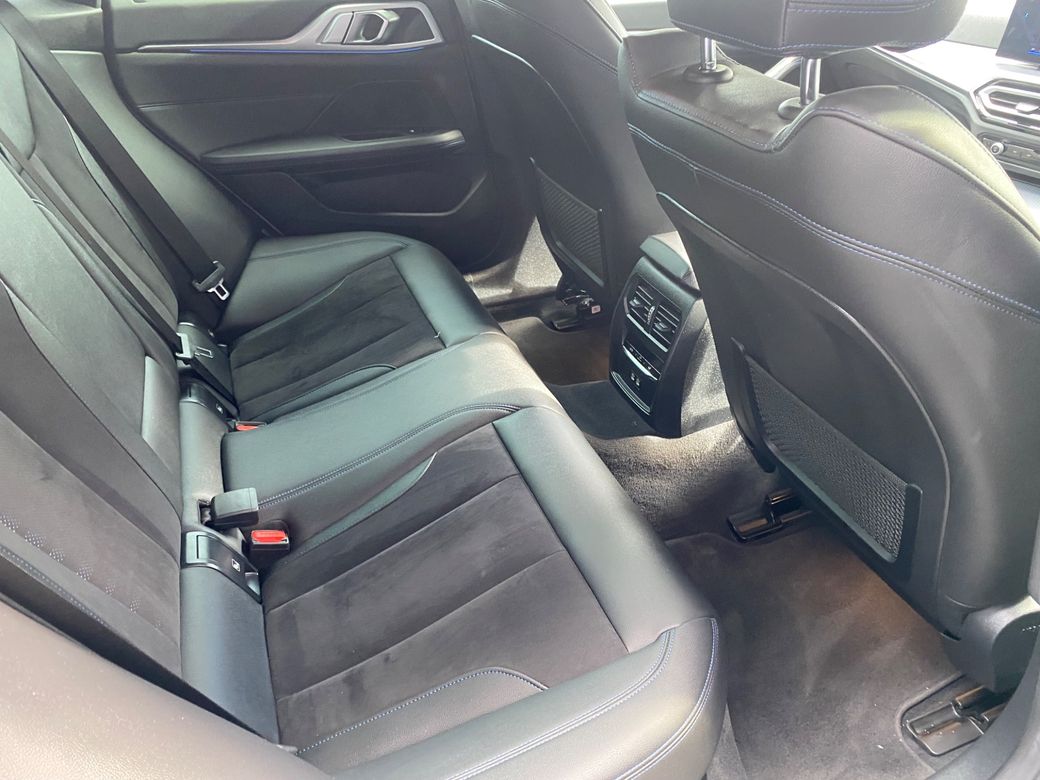 2023 BMW i4