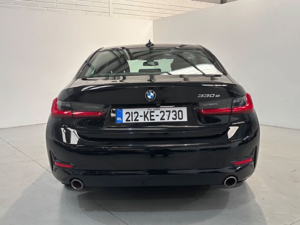 2021 BMW 330