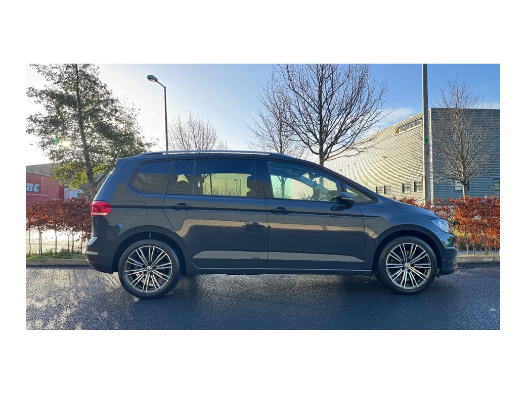2016 Volkswagen Touran