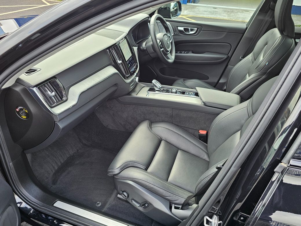 2025 Volvo XC60