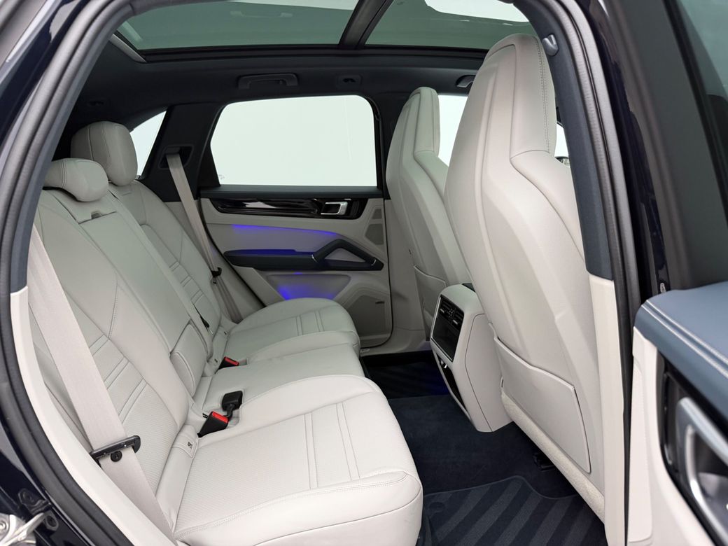 2022 Porsche Cayenne