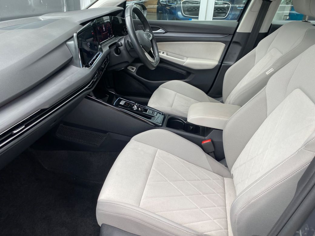 2023 Volkswagen Golf