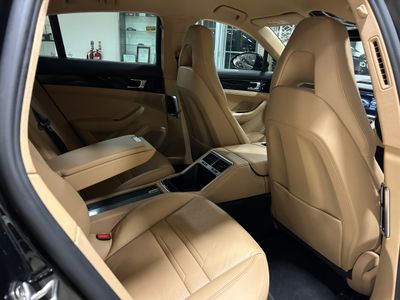 2018 Porsche Panamera
