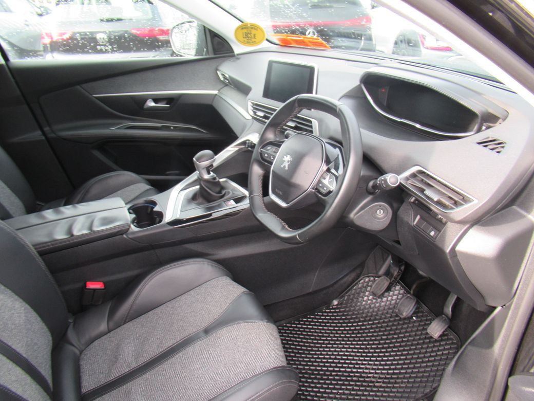 2018 Peugeot 3008