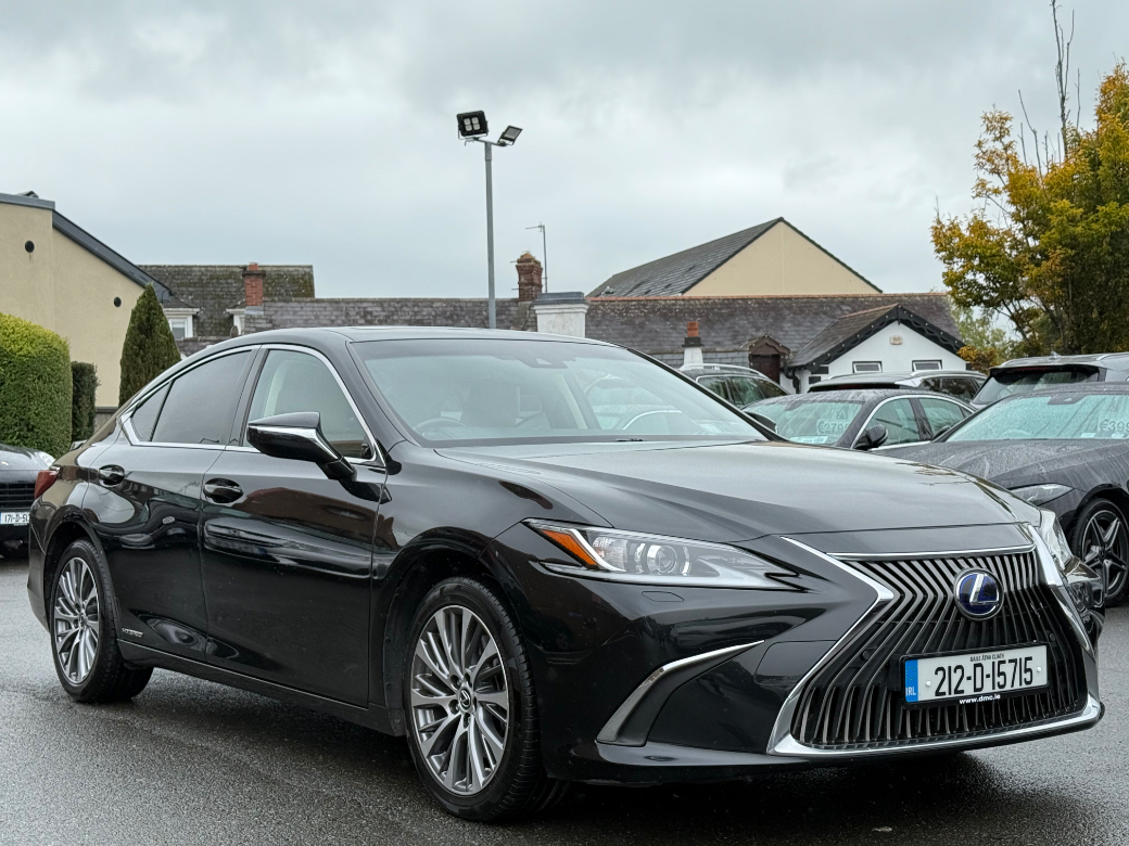 2021 Lexus ES 300h