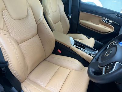 2023 Volvo XC90