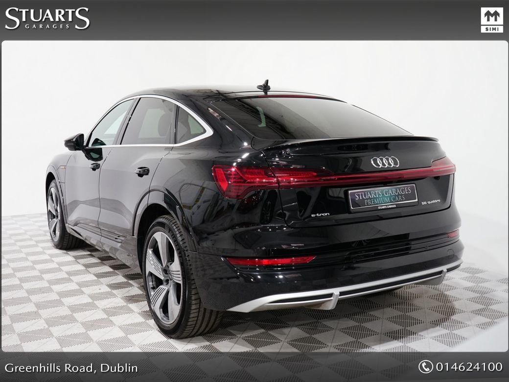 2022 Audi e-tron