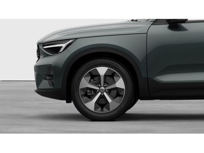 2026 Volvo XC40