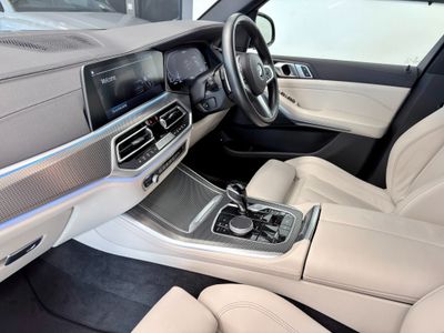 2022 BMW X5