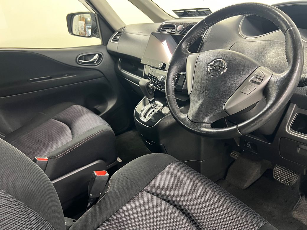 2013 Nissan Serena