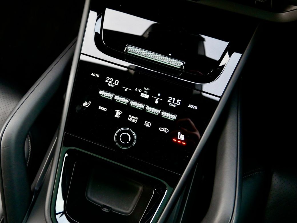 2025 Porsche Cayenne