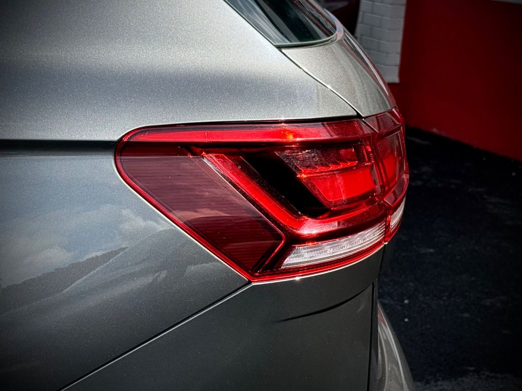 2020 Volkswagen Touareg