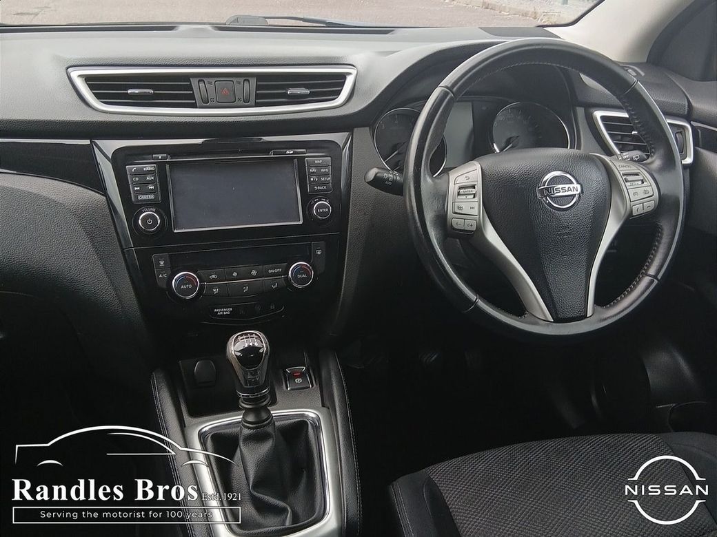 2017 Nissan Qashqai