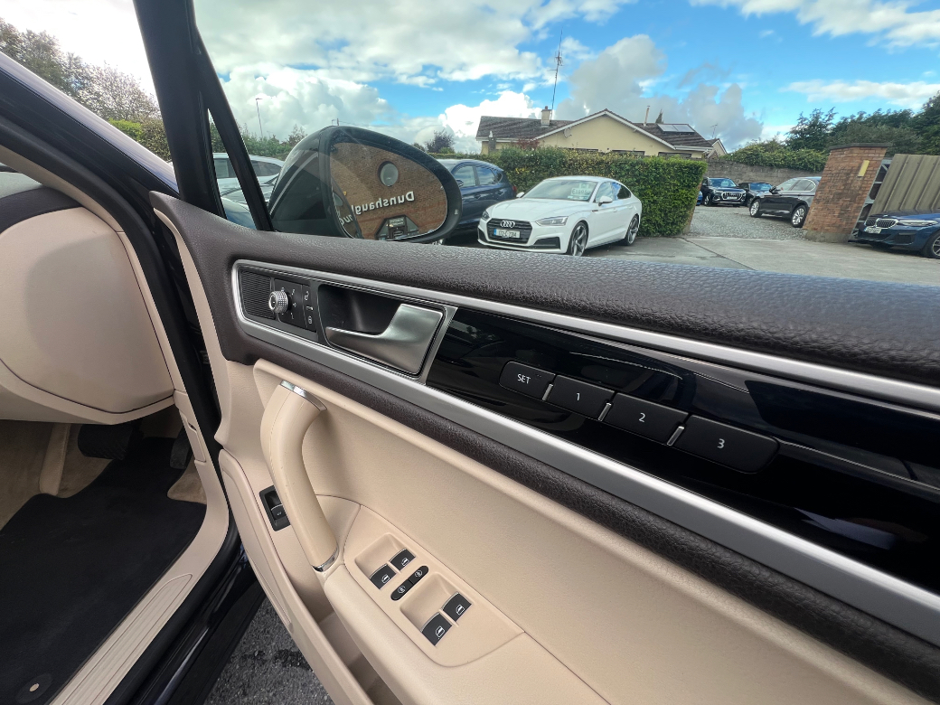 2018 Volkswagen Touareg