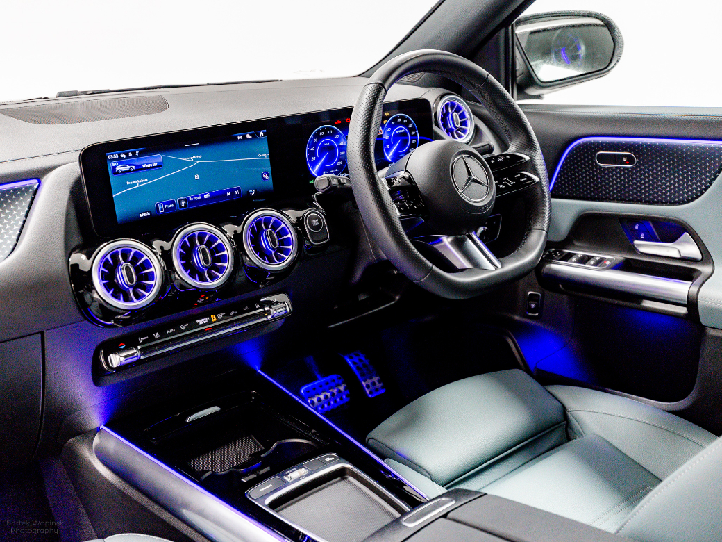 2025 Mercedes-Benz EQA