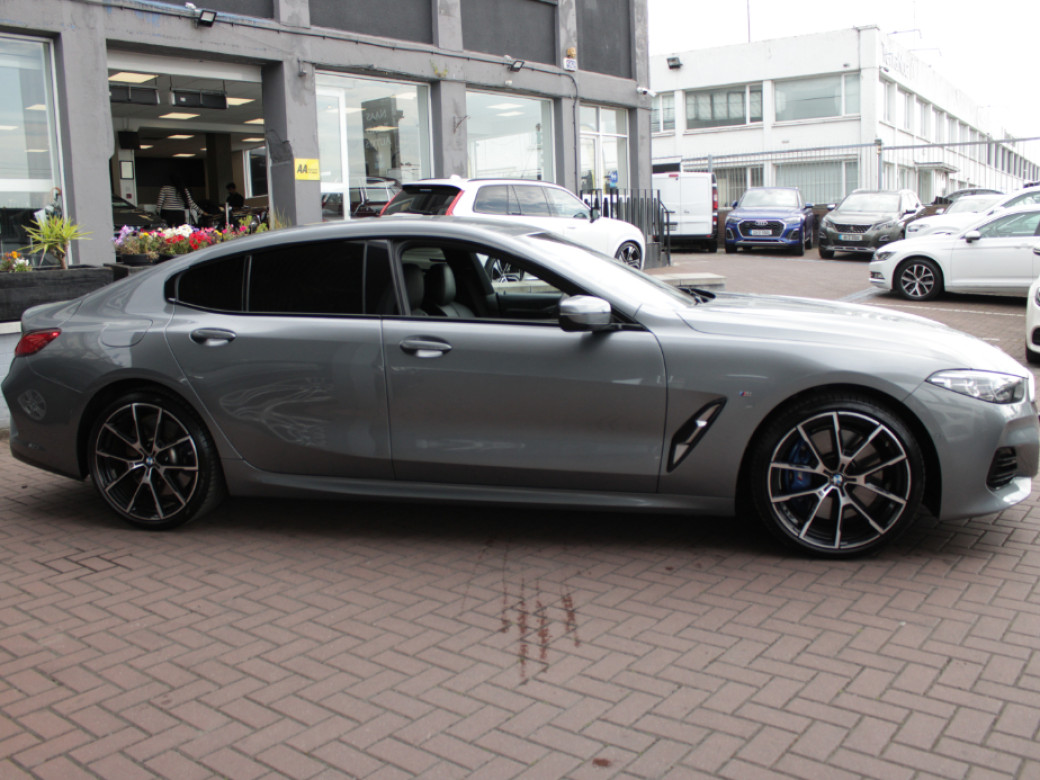 2023 BMW 8 Series