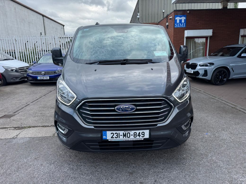 2023 Ford Tourneo