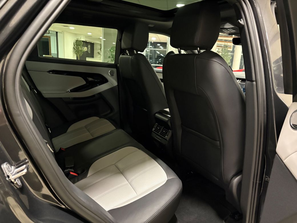 2026 Land Rover Range Rover Evoque