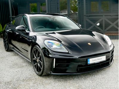 2025 Porsche Panamera