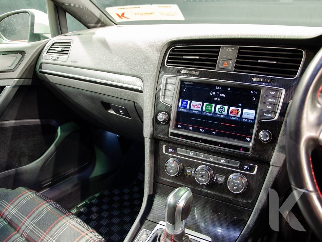 2016 Volkswagen Golf