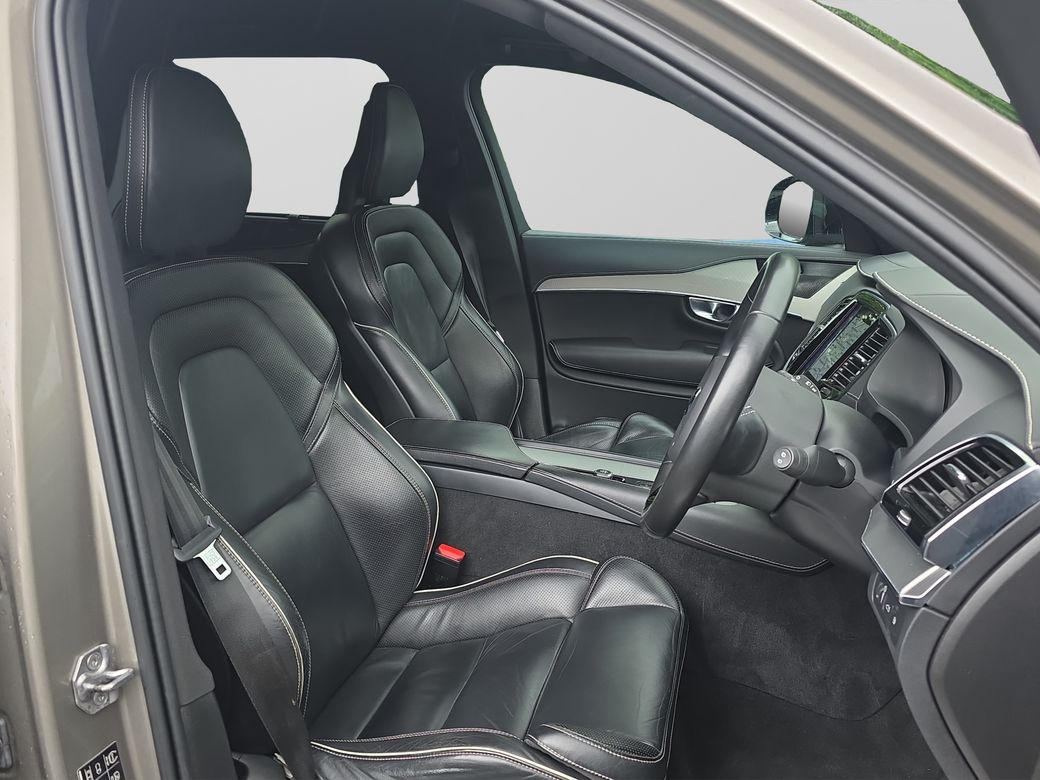 2021 Volvo XC90