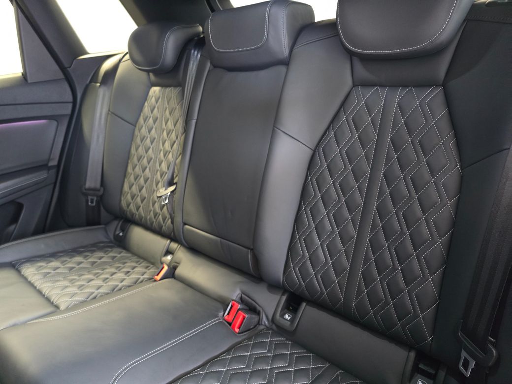 2022 Audi Q4