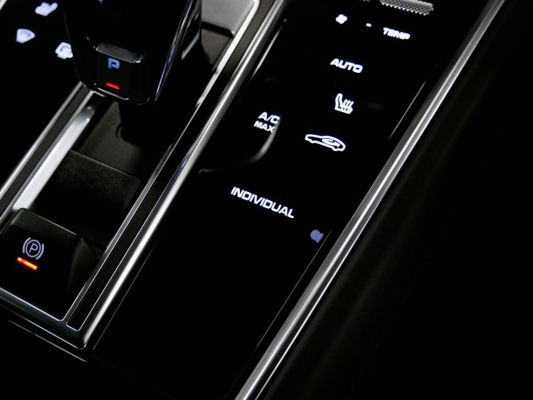 2023 Porsche Panamera
