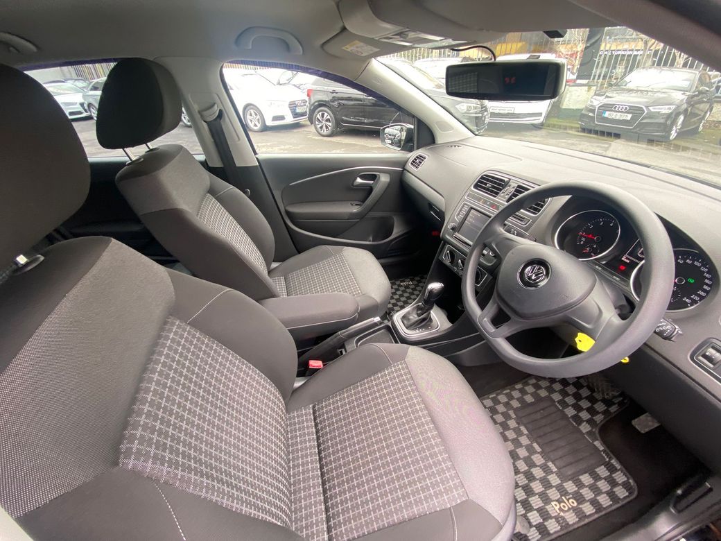 2017 Volkswagen Polo