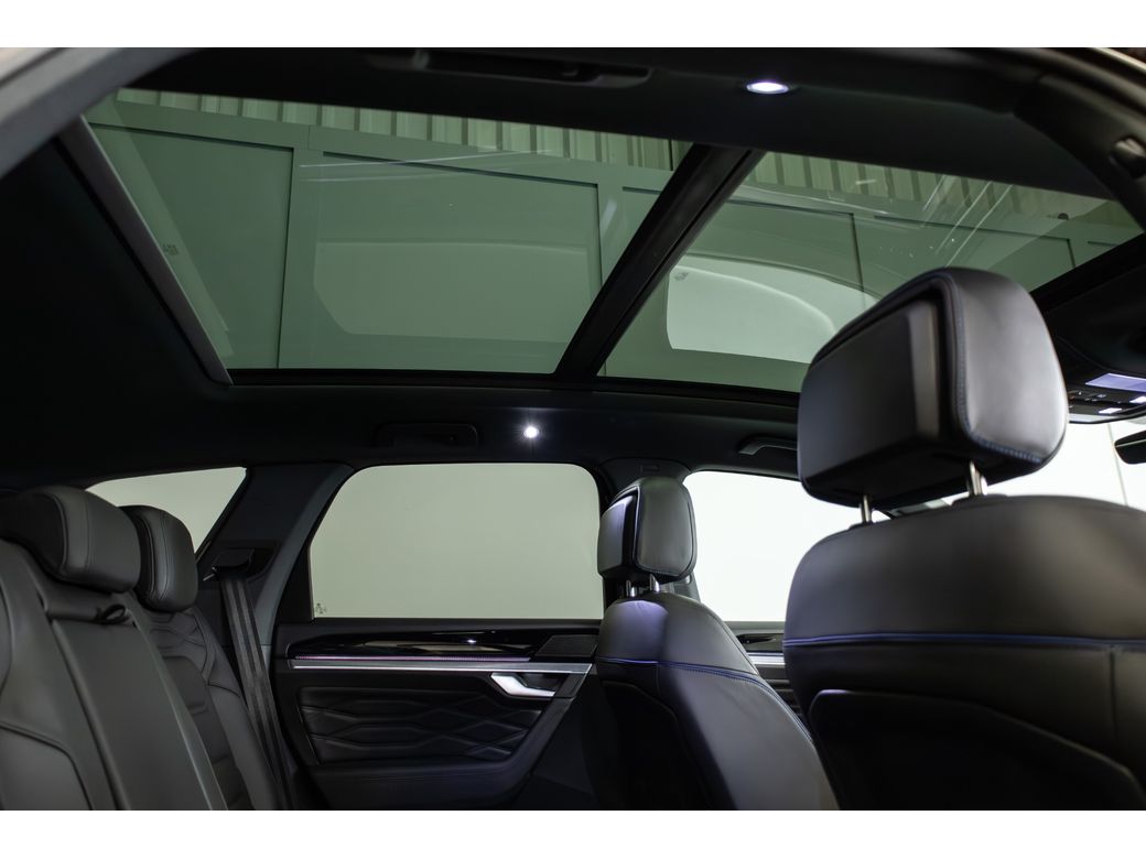 2021 Volkswagen Touareg
