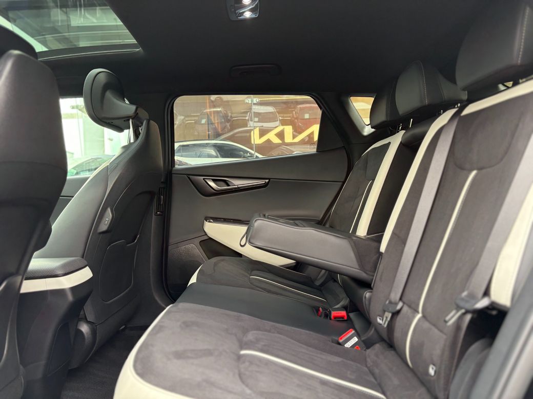 2025 Kia EV6