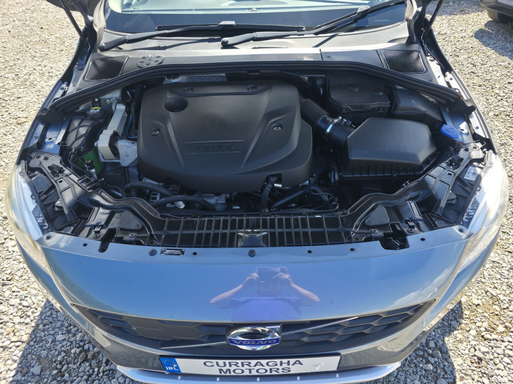 2018 Volvo V60 Cross Country