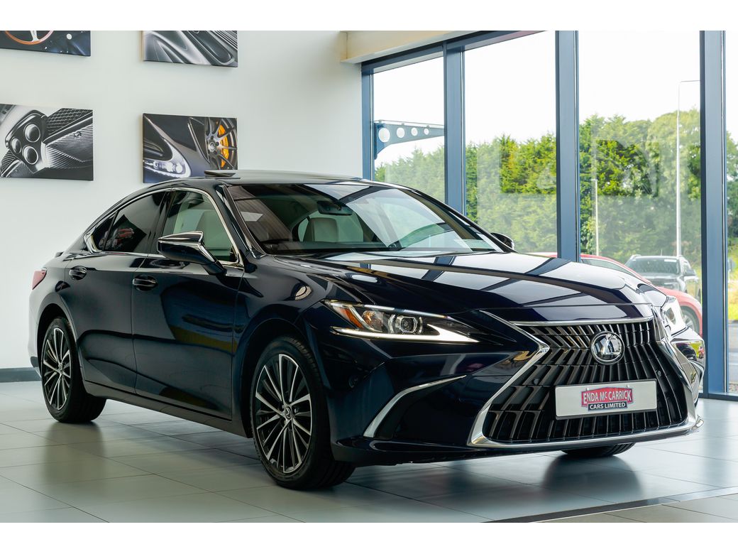 2023 Lexus ES 300h