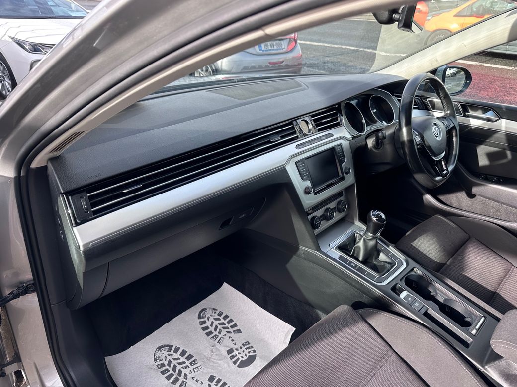 2017 Volkswagen Passat