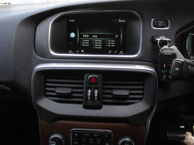 2015 Volvo V40