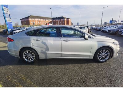 2021 Ford Mondeo