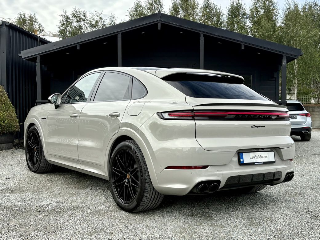 2025 Porsche Cayenne