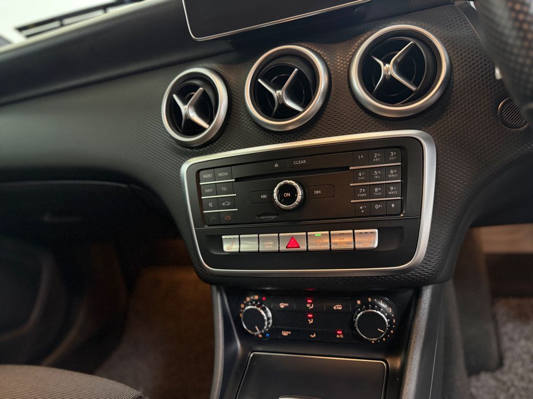 2016 Mercedes-Benz A 180