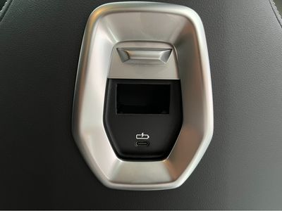 2024 BMW i7