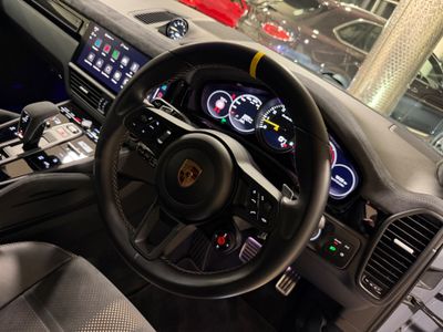 2023 Porsche Cayenne