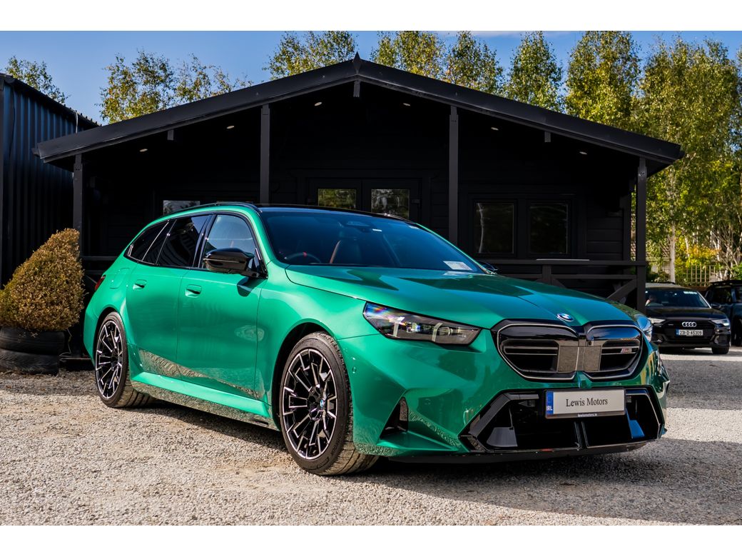 2025 BMW M5