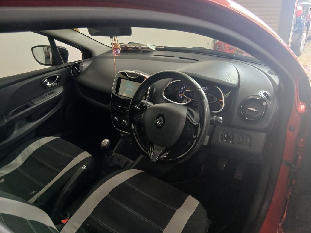 2013 Renault Clio
